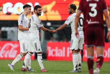 Manchester United secure victory in pre-season clash