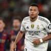 Real Madrid maintain perfect record with dominant win over Levante