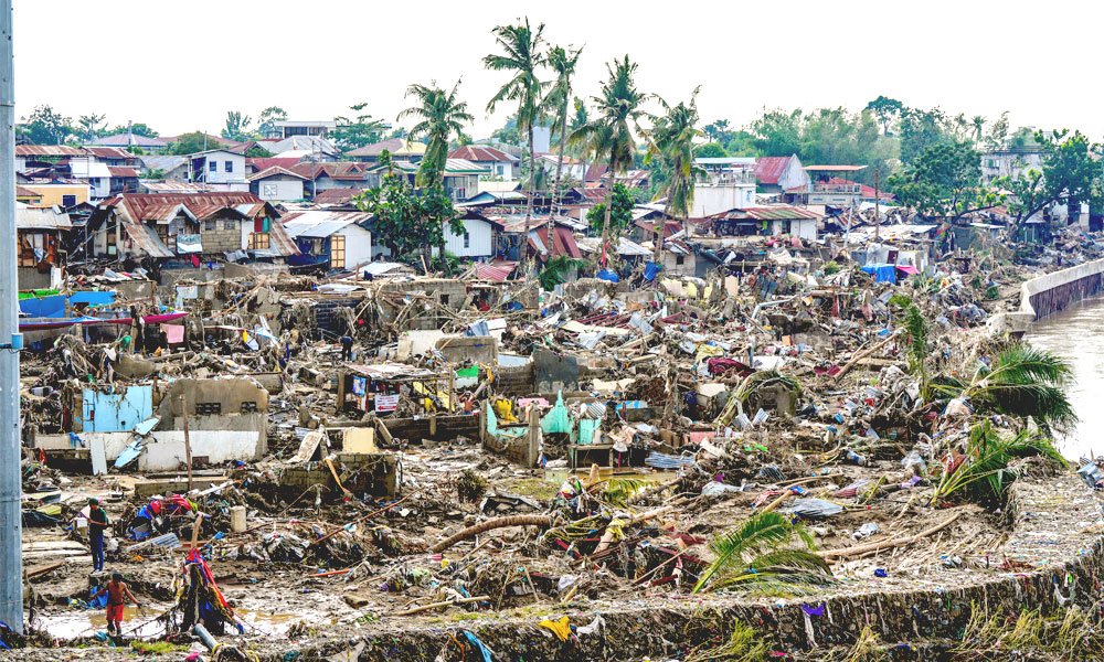 Super Typhoon Fung-wong makes landfall in Philippines - Nepal Samaj