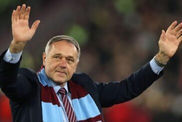Former West Ham goalkeeper Miklosko dies aged 64