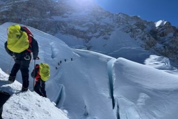 ३१ हिमाल आरोहणका लागि ७१ देशका एक हजार ९८ आरोहीलाई अनुमति