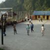 म्याग्दीको  पाउद्धारमा सहयोग र श्रमदान जुटाएर खेलमैदान निर्माण