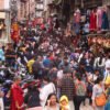 तिहार नजिकिँदै गर्दा बजारमा किनमेल गर्नेको चहलपहल बढ्दै