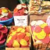 तिहारलाई झिनियाँ बेचेर मनग्य आम्दानी