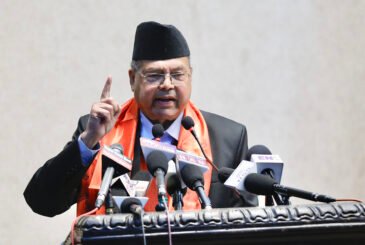 लुटिएका हतियार र भागेका बन्दी पक्राउ गर्न सरकारलाई खनालको आग्रह