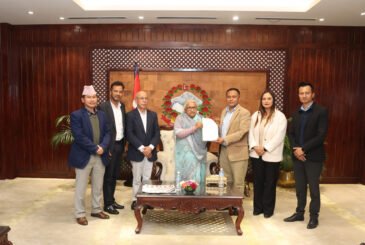 प्रधानमन्त्रीलाई भेटेर कुलमानले भने-कार्की  आयोगको प्रतिवेदन सार्वजनिक गरियोस्