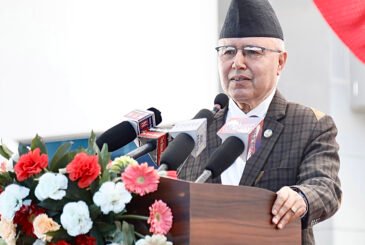 अब ठूला पूर्वाधार तथा दीर्घकालीन लगानी आवश्यक पर्ने आयोजना अघि बढाउनुपर्छः अर्थमन्त्री खनाल