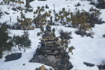 पर्यटकका रोजाइमा सिन्धुपाल्चोकको भैरवकुण्ड