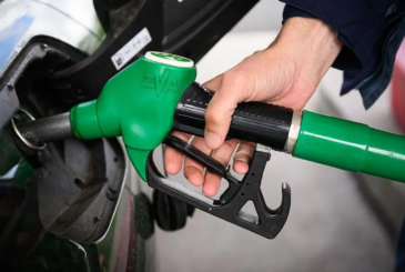 हर्मुज जलमार्ग खुला गर्ने इरानको घोषणाले ह्वात्तै घट्यो अन्तर्राष्ट्रिय बजारमा तेलको मूल्य