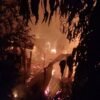 सप्तरीको बभनगामामा भीषण आगलागी, ६ परिवारका १३ घरगोठ जलेर नष्ट