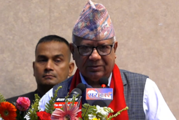 सरकार जनविरोधी काममा केन्द्रित भएको माधव नेपालको आरोप