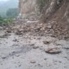 सुक्खा पहिरो खस्दा  नारायणगढ-मुग्लिन सडक अवरुद्ध