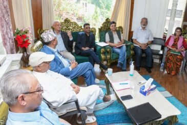 योगेशले मागे ओलीको राजीनामा, शंकर पोखरेल पनि विपक्षमा