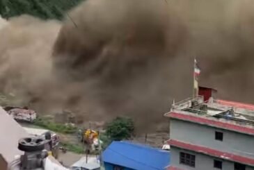 भोटेकोसीमा आएको बाढीले रसुवाको टिमुरे बजारमा ठूलो क्षति(भिडियो)
