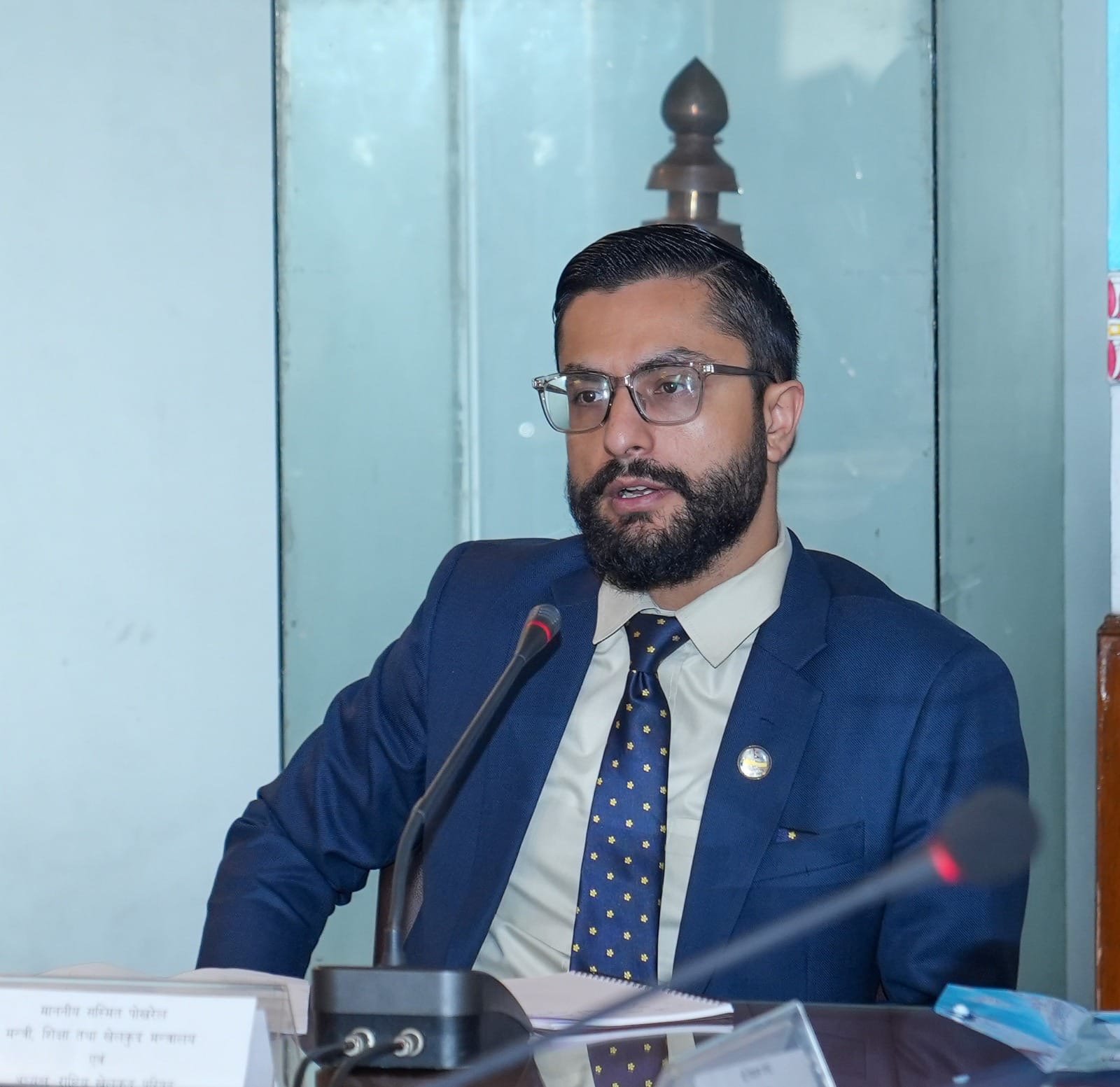 बाढी प्रभावित विद्यालय पुनःनिर्माणमा ‘ठूला विद्यालय’को अवधारणाः शिक्षामन्त्री पोखरेल