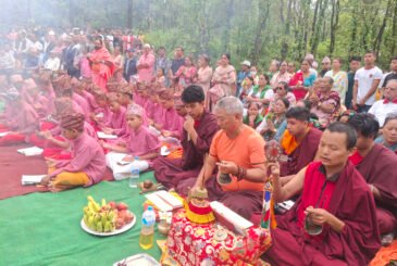 भोटेकोसी बाढीमा ज्यान गुमाएकाको सम्झनामा पोखरामा दीप प्रज्वलन (फोटोफिचर)