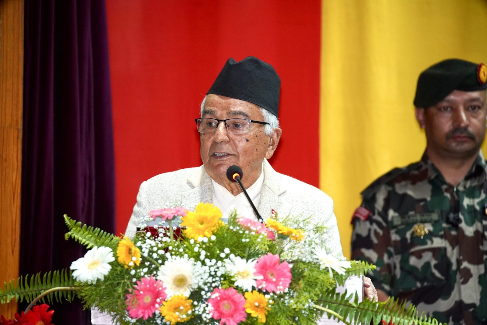 समयको माग अनुरूपको पाठ्यक्रम र पठनपाठनमा जोड दिनुपर्छः राष्ट्रपति पौडेल