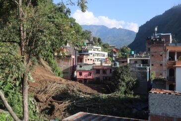 पहिरोले बेनी बजारका १२ घरमा क्षति