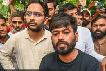 भारतमा ‘कक्रोच’ आन्दोलनका संस्थापकसहित तीन नेता रिहा