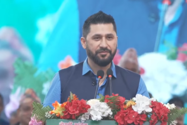 देउवातर्फ संकेत गर्दै रविले गगनलाई भने-फकाउनुभन्दा छोडिदिँदा राम्रो हुन्छ